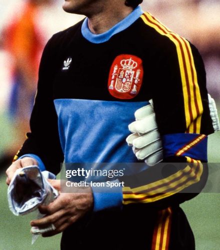 Spain 1982 GK 2 Kit